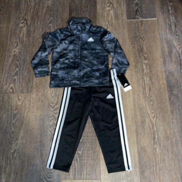 adidas windbreaker set